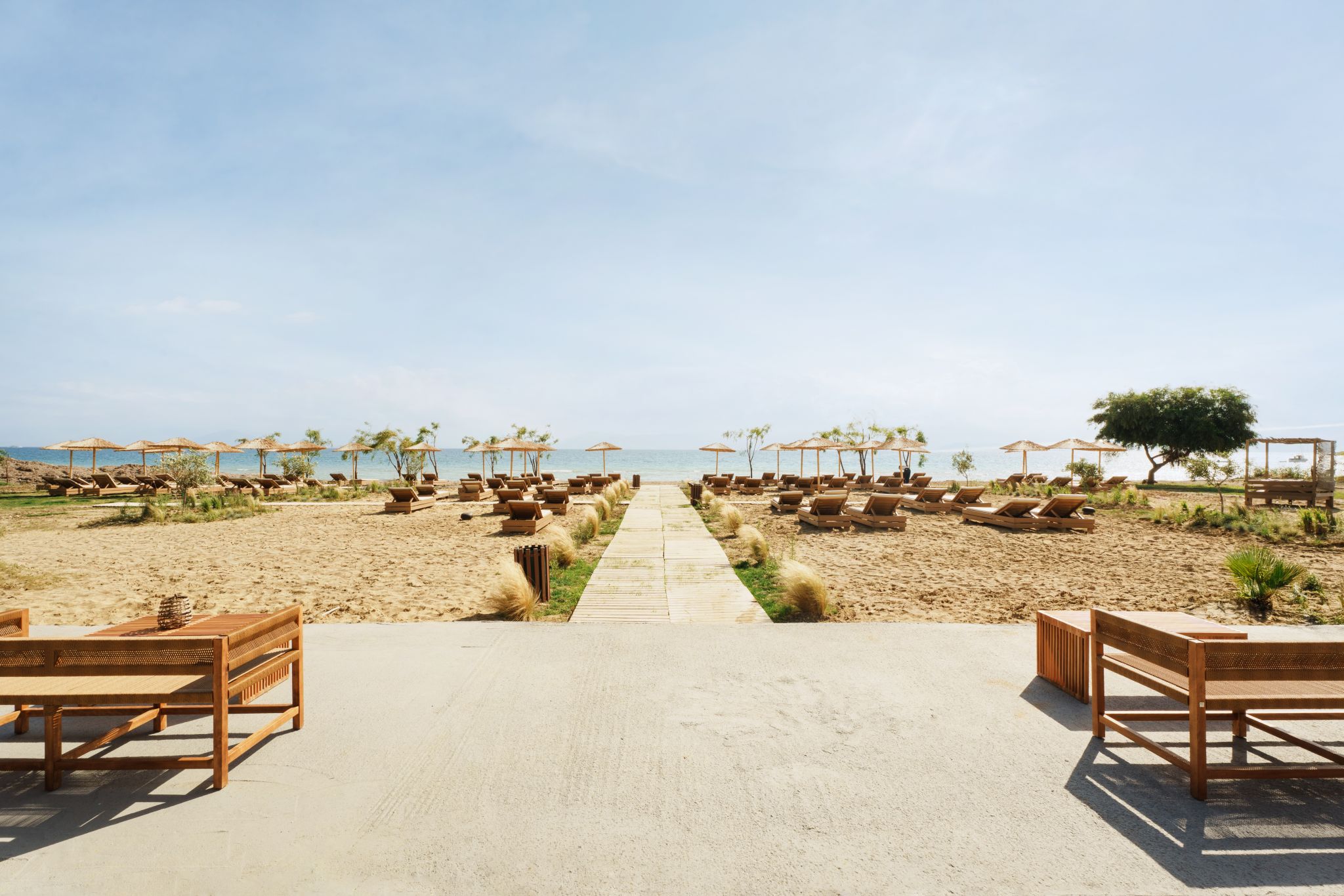 La Mar private beach